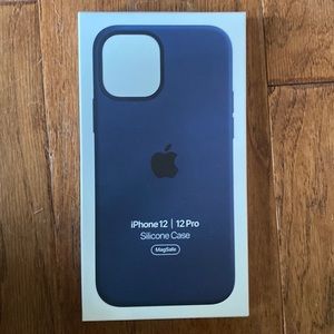 iPhone 12 | 12 Pro Silicone Case